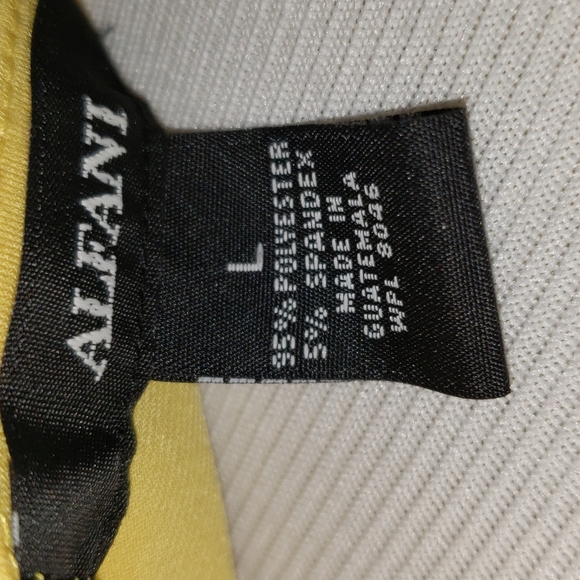 Top - Picture 3 of 5